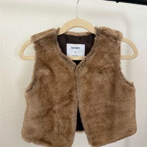 Old Navy Faux-Fur Vest, Size 5T